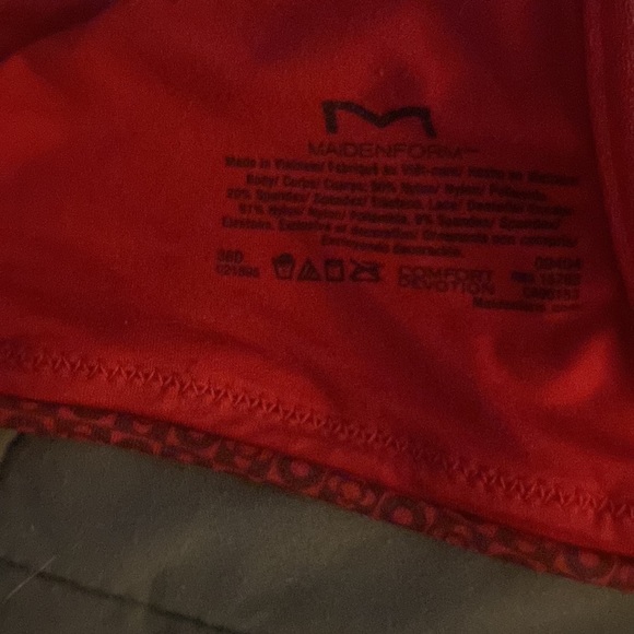 Women’s red and purple bra 36D - Picture 5 of 6